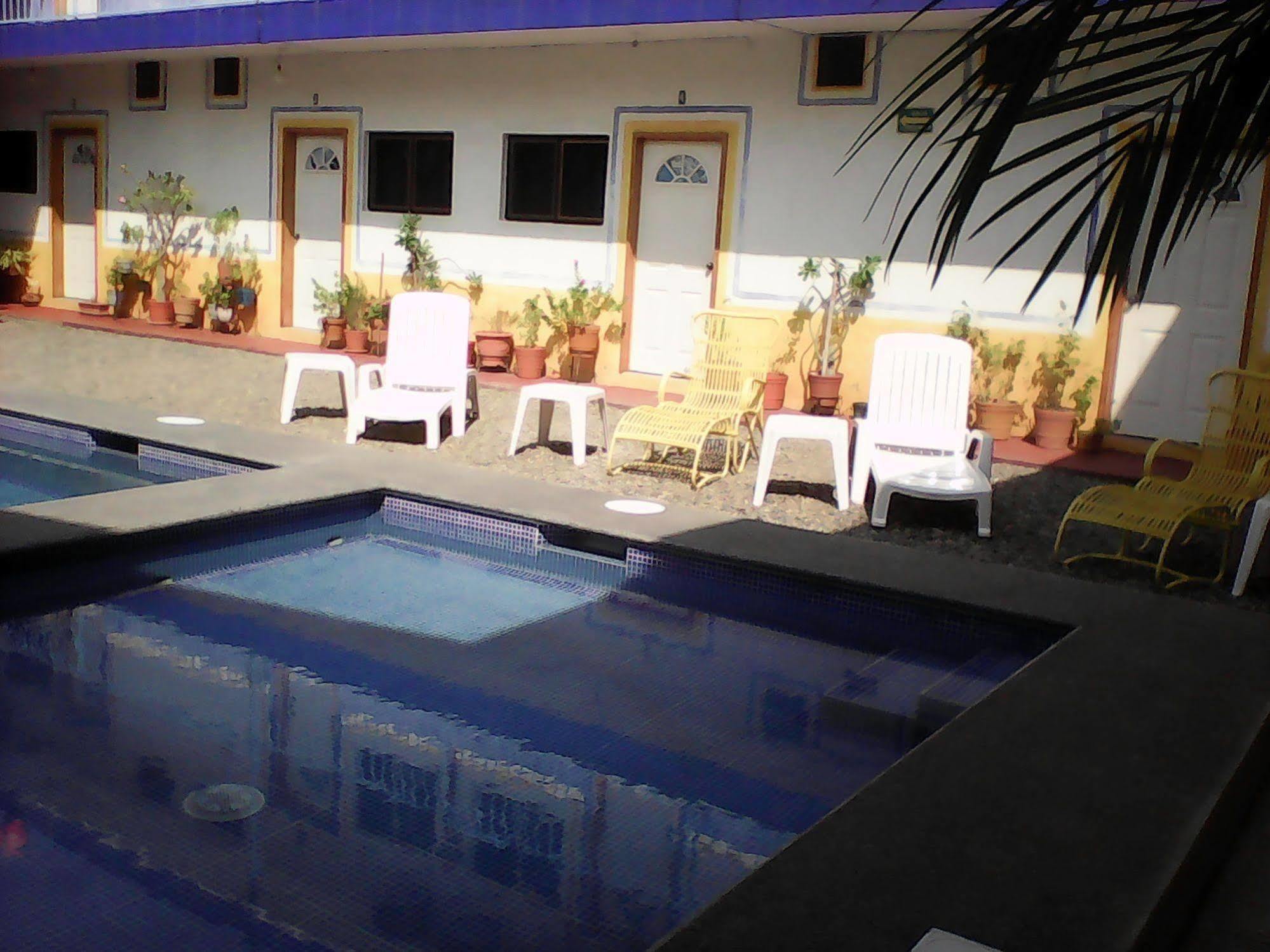 Hotel Sarabi 바라 데 나비다드 외부 사진