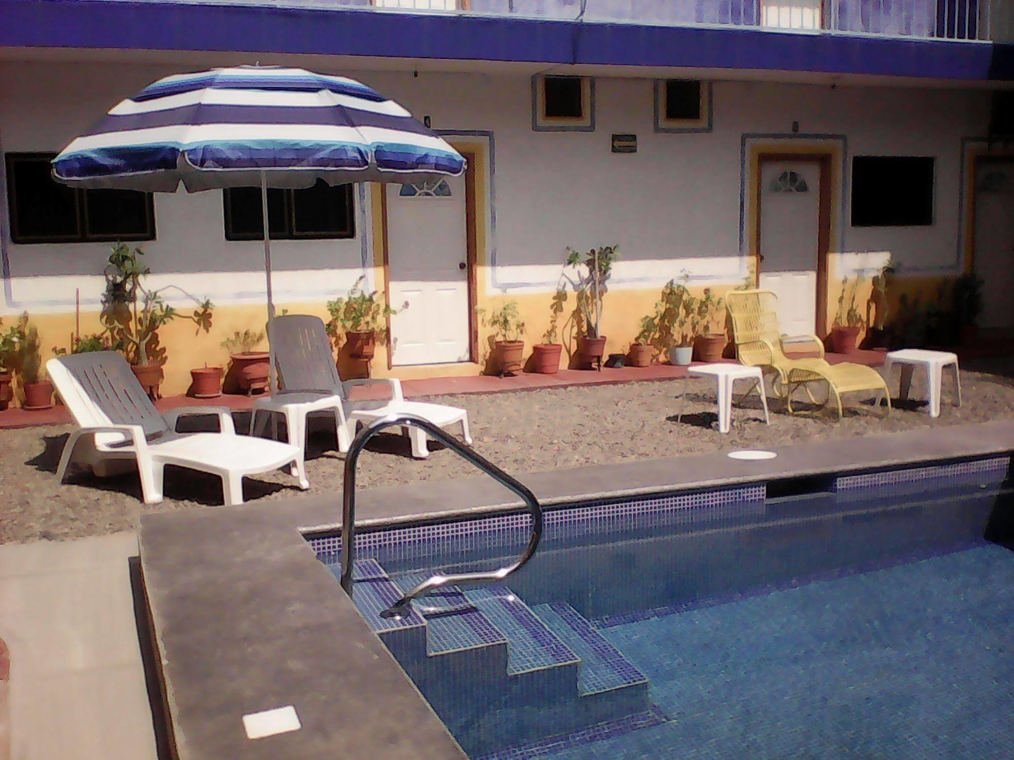 Hotel Sarabi 바라 데 나비다드 외부 사진